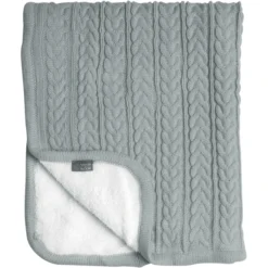 VINTER&BLOOM Kuscheldecke Cuddly Sage Green
